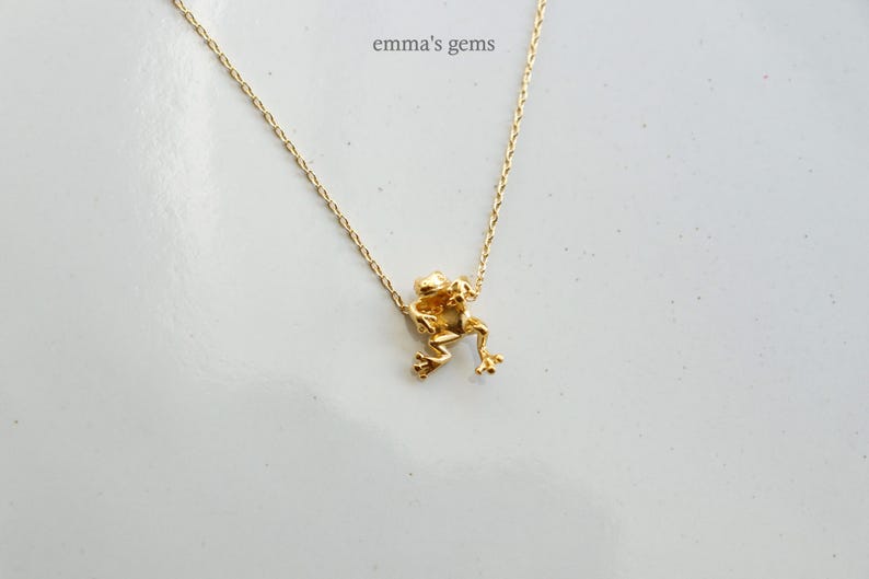 Cute Climbing Frog Charm Necklace, Amphibian, Dainty Gold, Rainforest, Unique Minimal Jewelry, Women's Pendant, Gift, Daughter, Bridesmaid