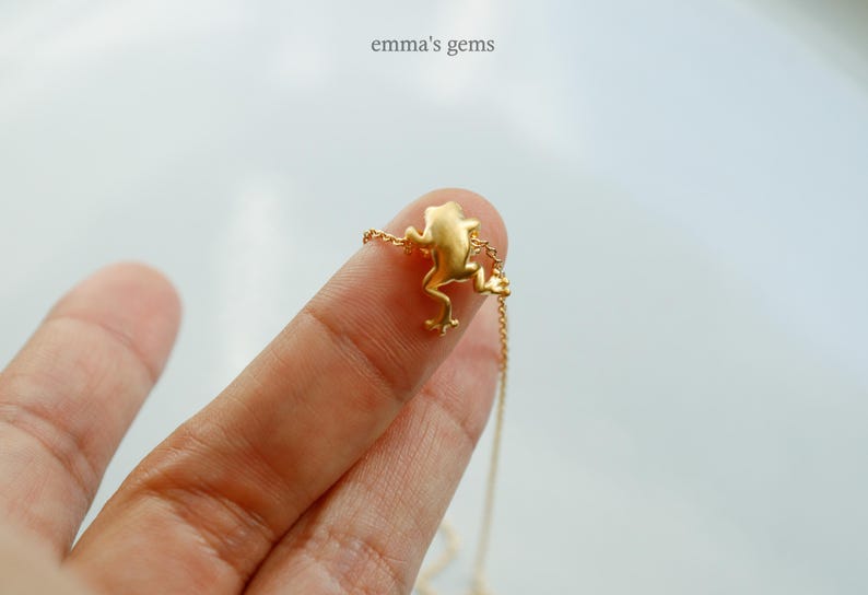 Cute Climbing Frog Charm Necklace, Amphibian, Dainty Gold, Rainforest, Unique Minimal Jewelry, Women's Pendant, Gift, Daughter, Bridesmaid