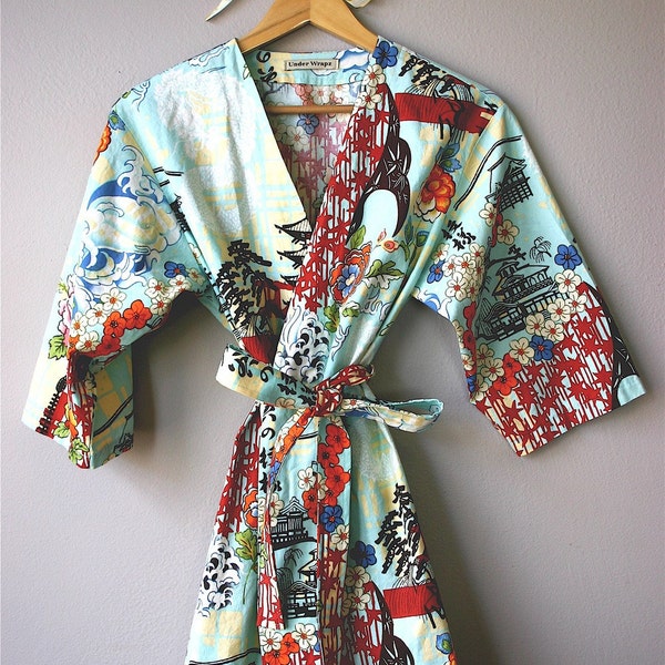Womens Kimono Robe.  Bridesmaids Gift.  Dressing Gown. Bathrobe. Koto. Knee Length.  LAST ONE.  Only One Small Left.