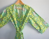 Mid Calf  Kimono Robe. Maternity Robe. Bathrobe. Robe. Dressing Gown. Modern Kimono. Dancing Paisley. Small thru Plus Size.