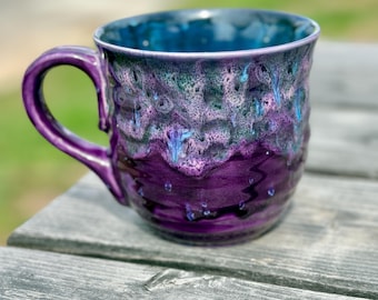 Lila Grape Splash Hand glasierte 20 Unzen Becher