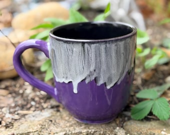 Mystisch Lila Glasierte Tasse: Handgefertigte 20 Unzen Keramiktasse