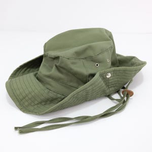 Vintage 90s USA Made Olive Green Outback Safari Hat Camo Band Womens M Vintage 90s Y2K Mossy Oak Camo Trucker SnapBack Hat Cap  main image 2