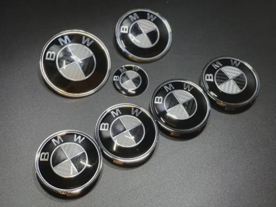 7pcs BMW Black/White Emblem Set - 82mm/74mm/56mm/68mm - Fits 2-Pin, 2-Hole & 3-Hole Mounting (E, F, G Chassis 7pcs BMW Black/White Emblem Set - 82mm/74mm/56mm/68mm - Fits 2-Pin, 2-Hole & 3-Hole Mounting (E, F, G Chassis