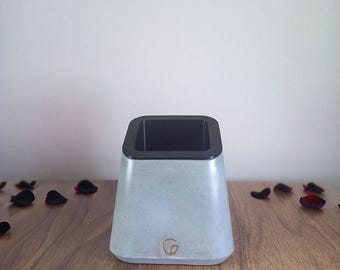 Gray Concrete Toothbrush Holder: Minimalist Bathroom Organizer with Bioplastic Cup
