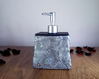 Handmade Concrete Soap Dish: Stone Texture, Silver Antique Finish