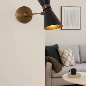 Stilnovo Peggy Wall Lamp – Mid Century Brass Diabolo Adjustable Sconce