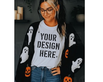 Mockup wit T-shirt | Halloween-thema (png-bestand)