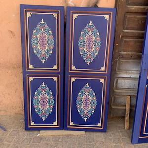Hand Painted Moroccan Blue Door – Rustic Wall Art – Mediterranean Home Decor – Boho Moroccan Style Wooden Door – Ethnic Wall Hanging