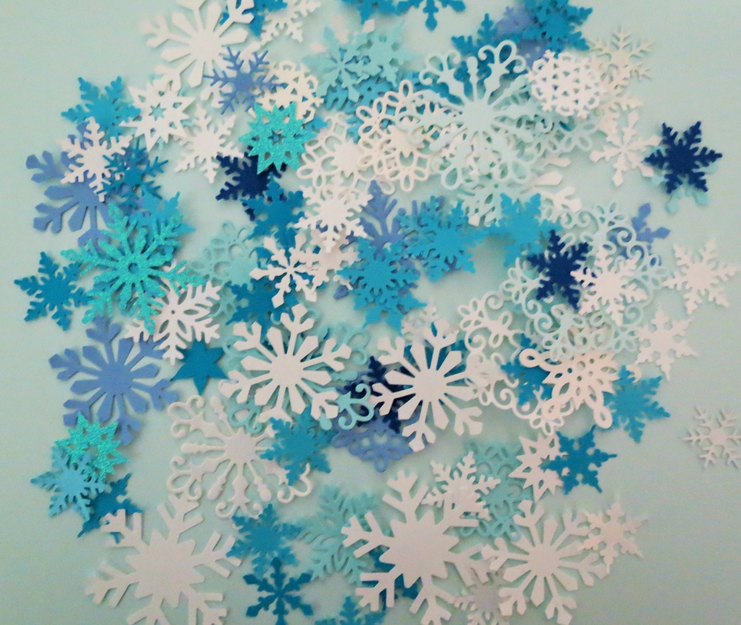 Grey and White Felt Snowflakes Mix, 30 Die Cut Felt Snowflakes