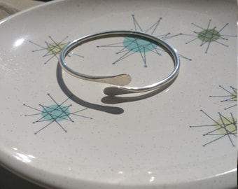 West Indian sterling silver single bangle