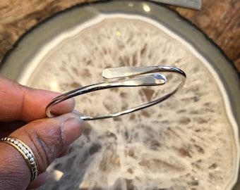 Simple sexy light bangle  8.5”