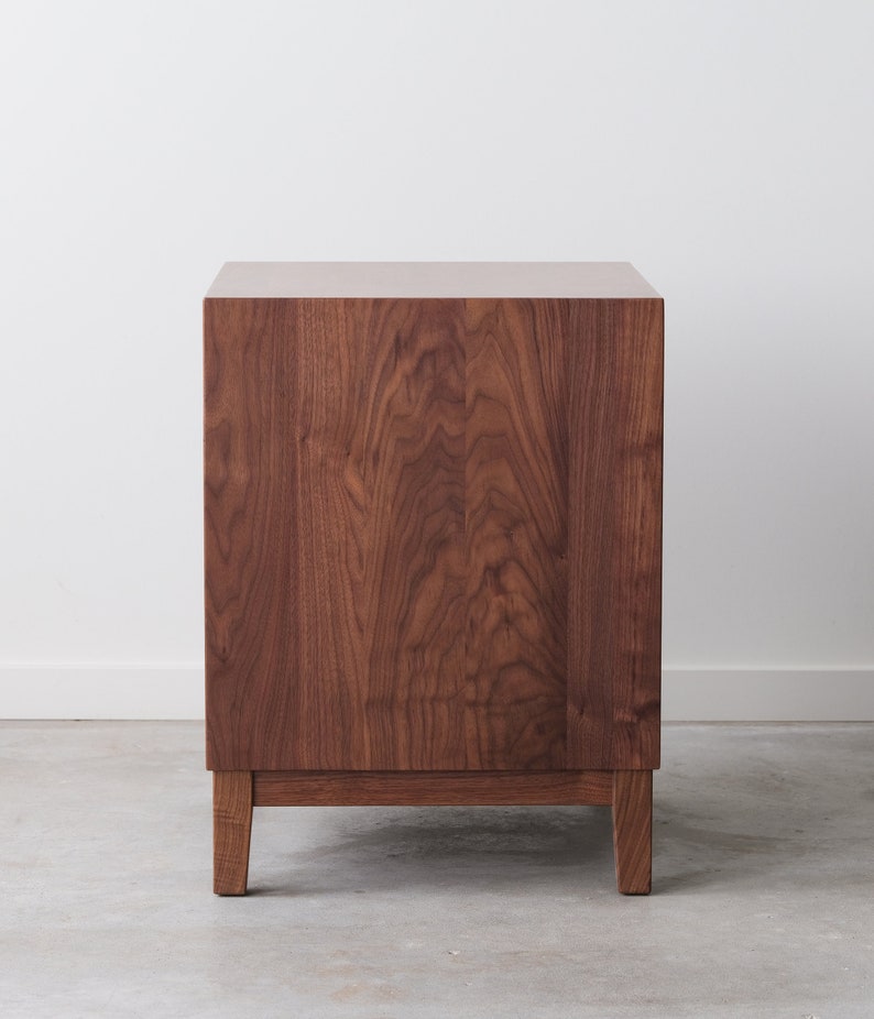 Walnut - Standard