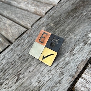 AO3 Square Pin