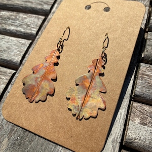 Pendientes de hojas de roble otoñales