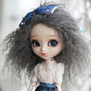 Gray Mohair Wig for BJD Pullip Blythe Dolls Dollife FairyLand FeePle60 Dolls and More Dollls Short Wavy Tibetan Mohair