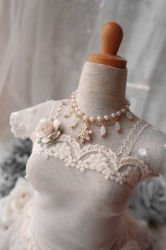 Snowflake Doll Necklace with Artificial Pearl and Acrylic Beads 1/3 SD BJD Size