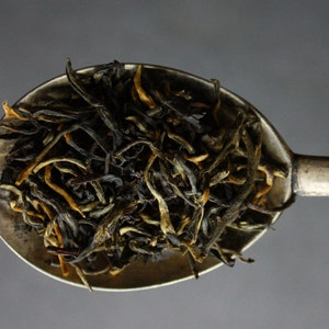 Organic English Breakfast loose leaf tea 100gr bag.