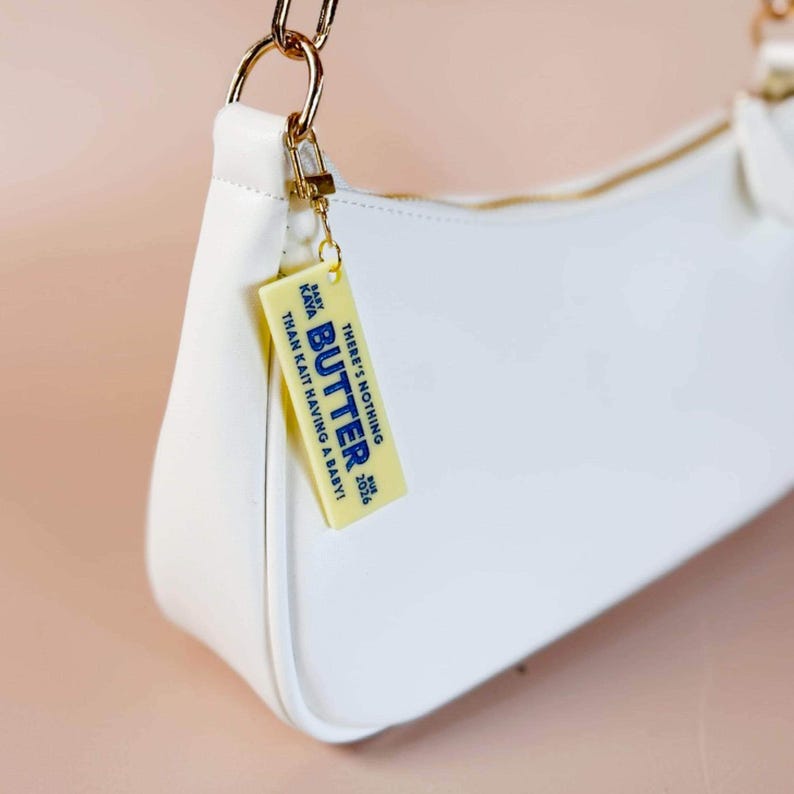 Llavero personalizado con forma de bolsa de mantequilla a granel. Recuerdo personalizado para viaje de chicas. Regalo para grupo de amigas. Idea de regalo para compañero de trabajo que se va. imagen 9