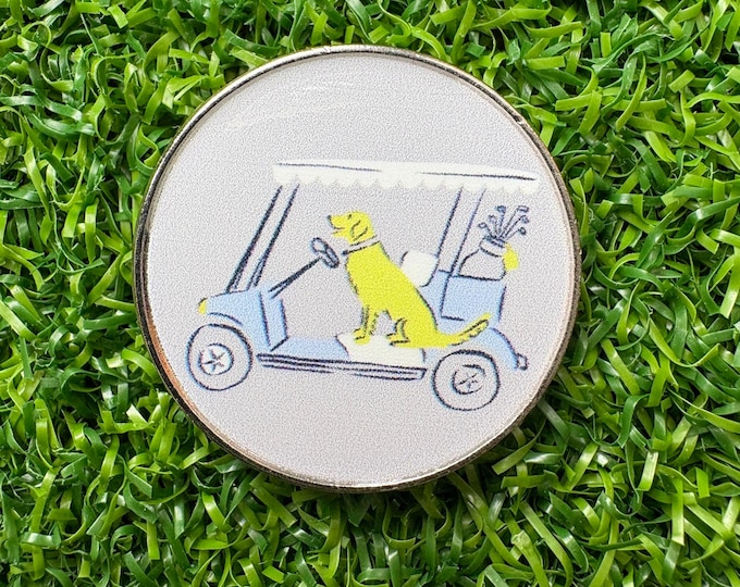 Golf Ball Marker with Hat Clip – Dog in Golf Cart Design | Fun and Unique Golf Gift for Men, Women, Juniors Golfers, Pet Lovers