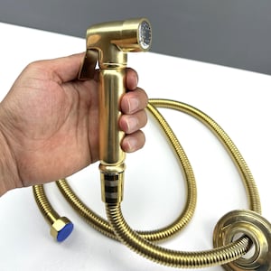 Hand-Bidet-Sprüher aus massivem Messing - zur Wandmontage im Vintage-Stil