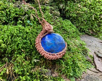 Intricate Copper Wire Wrapped Labradorite Pendant / Copper Pendant / Healing Gemstone Jewelry / Crystal Pendant / Copper Jewelry