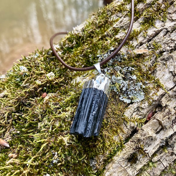 Black Tourmaline Pendant on Leather Strap / Gemstone Jewelry/ Crystal Jewelry / Healing Crystal Jewelry / Gender Neutral Jewelry