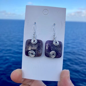 Sterling Silver Amethyst Earrings / Gemstone Earrings / Sterling Silver Earrings / Healing Crystals / Amethyst Crystal / February Birthstone