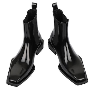 Handgjorda svarta läderstövlar med fyrkantig tå