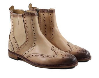 Stivaletti brogue in pelle bicolore fatti a mano • Stivaletti Chelsea con punta a coda di rondine