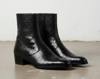 Herren-Ankle-Boots aus Leder mit Krokodilprägung, spitzer Zehenbereich, Blockabsatz (Schwarz/Hellbraun)