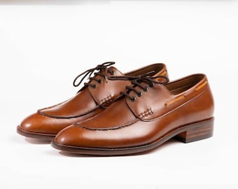 Zapatos de vestir italianos a medida para hombre en piel marrón, zapatos Derby hechos a mano, zapatos formales con cordones, zapatos clásicos para la oficina o bodas, piel de lujo.