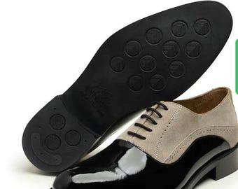 Ręcznie robione dwukolorowe buty typu oksford – eleganckie buty ze zamszu i lakierowanej skóry