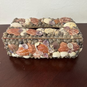 Napkin holder