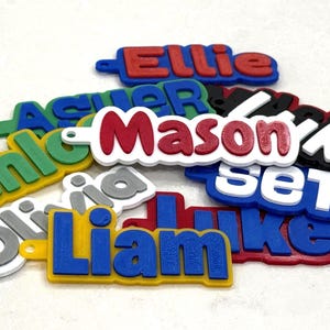 Custom Name Tag Keychain – Personalized Backpack Tag, Water Bottle Name Label, Back to School Gift, 3D Printed Keychain for Kids & Adults