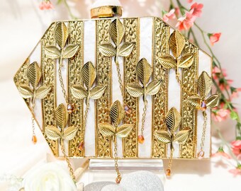 Crystal Mother of Pearl Clutch: Handcrafted Evening Bag with Chain Strap