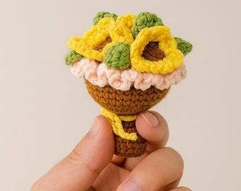 Adorable Crochet Sunflower Bouquet Plush Mom Teacher Home Decor Gift