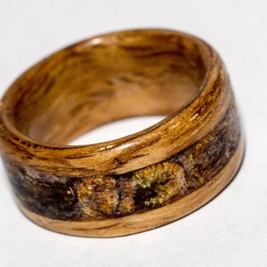 Bentwood ring with amber inlay image 6