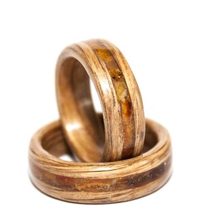 Bentwood ring with amber inlay regular amber