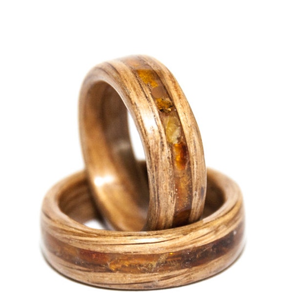 Gebogenem Holz Ring mit Bernstein Inlay