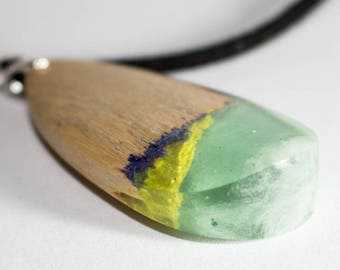 072 Resin jewelry, resin necklace, resin pendant, wooden necklace, wood jewelry, wood pendant