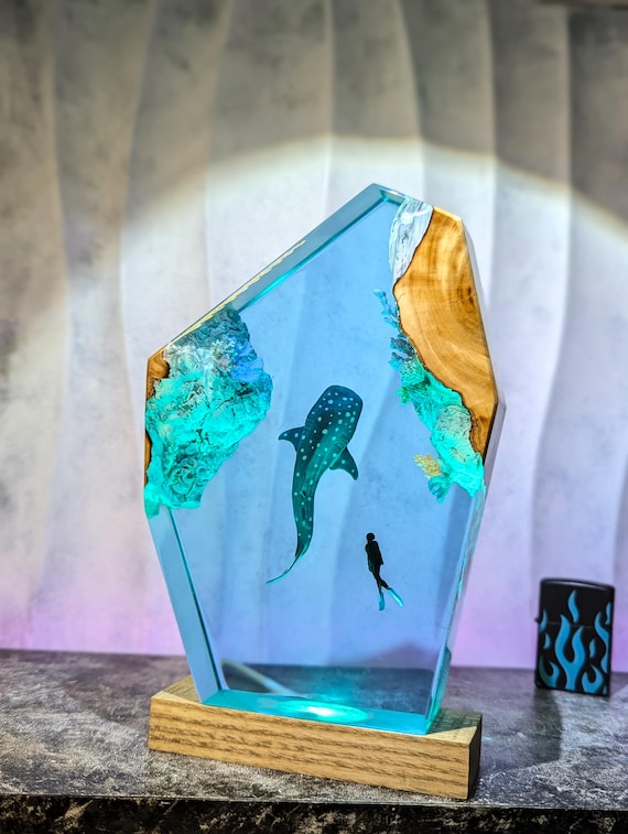 Whale Shark Resin Lamp Handmade Ocean Epoxy Wood Light, Diver and Whale Shark Art Lamp, Human and Nature Sculpture, Ocean Lover Gift