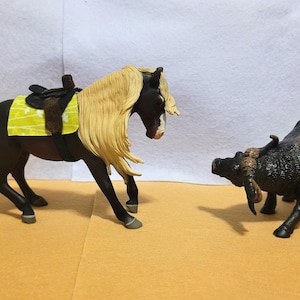 1:12 Scale Adjustable Tree Custom Western Saddle and Pad Set (Custom)