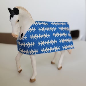 1:20 Scale Stable Blanket and Saddle Pad (Surprise Me!)