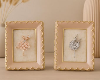 Vintage Ballerina Brooch Wall Art: Pink Scalloped Frame