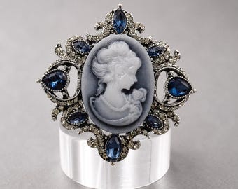 Vintage-Style Cameo Brooch with Deep Blue Rhinestones | Ornate Victorian-Inspired Jewelry