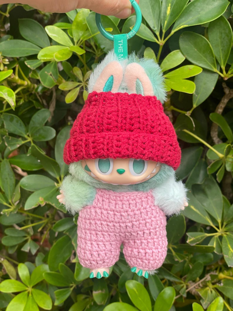 Crochet pink jumpsuit : pink and red Labubu doll outfit for 17 cm Labubu Jumpsuit & red hat