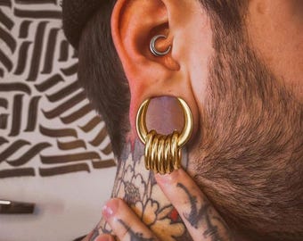Golden Saddle Ear Weights with Snap-Clasp Hoops – Western Punk Stretching Jewelry, Titanium-Steel Ear Stretchers (8 mm–25 mm)