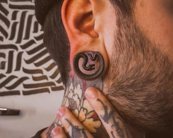Serpent Coil Cartilage Stretcher – Black Titanium Steel Ear Hanger, Gothic Snake Ear Expander, Statement Piercing Jewelry – PRICE PER SINGLE