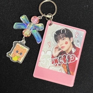 ATEEZ KEYCHAIN